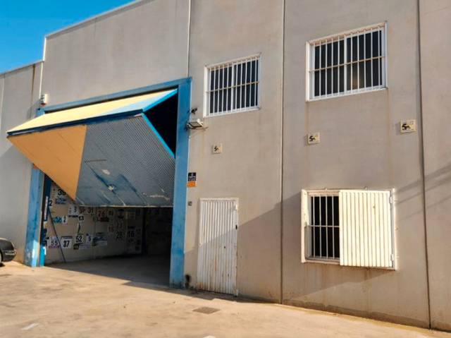 Local comercial en Alquiler en Calle del Medio Ambiente, 18 en Bigastro