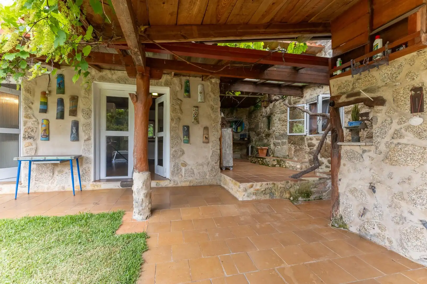 Terrassa de Finca rústica en venda en Salvaterra de Miño amb Aire condicionat, Calefacció i Jardí privat