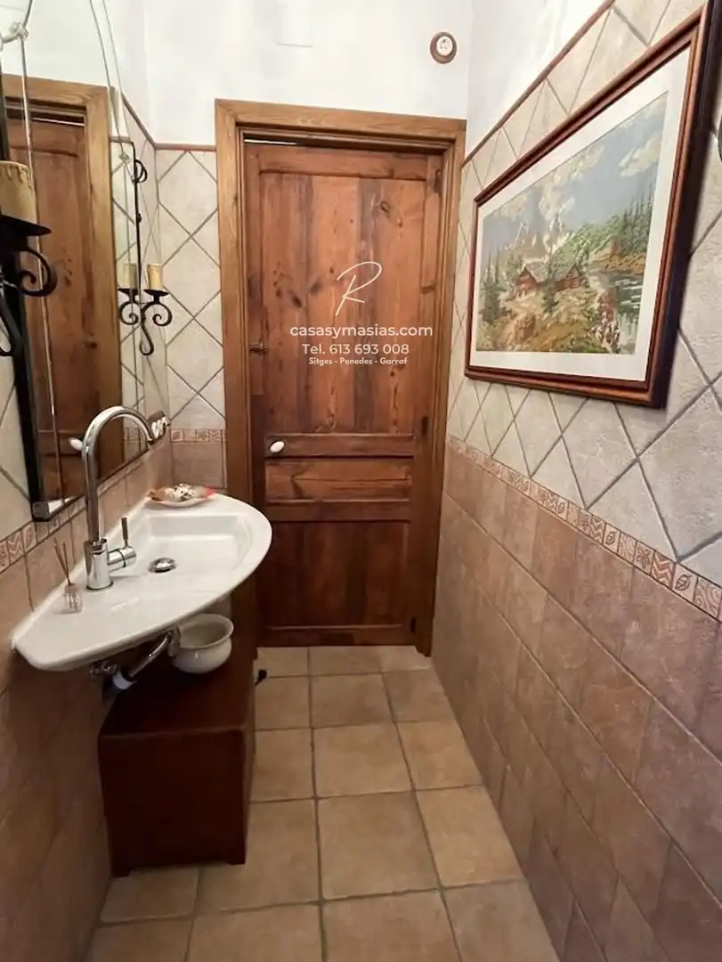 Badezimmer von Gebäude zur Miete in Sant Martí Sarroca