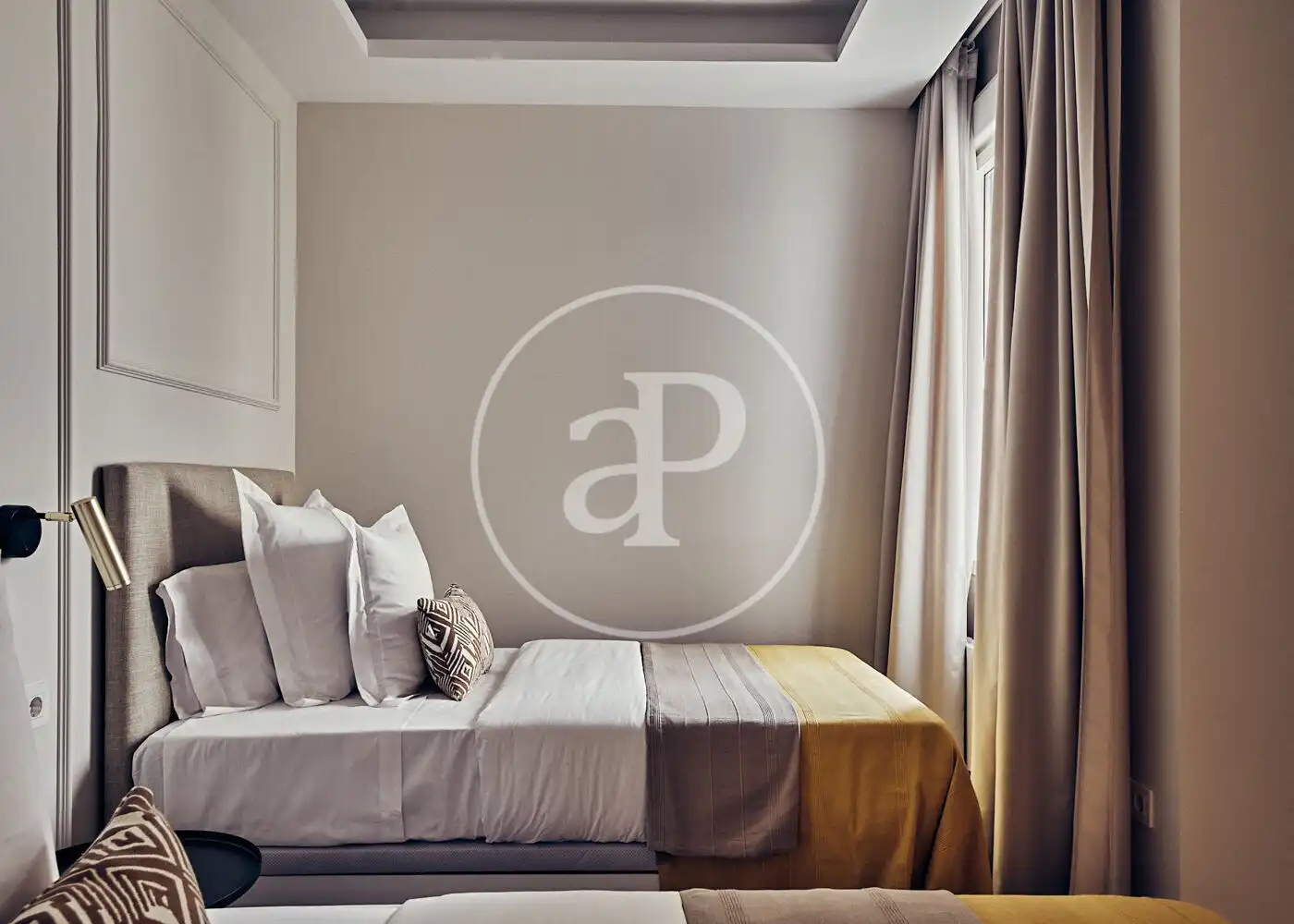 Bedroom of Flat for sale in Madrid  with Air Conditioner, Heating and Furnished