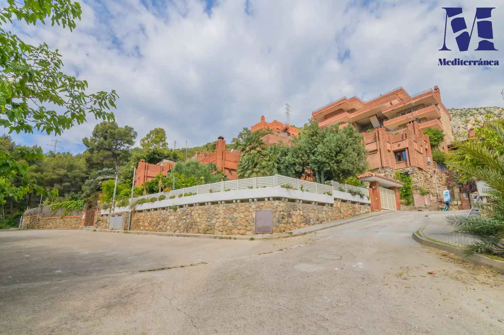 Vista exterior de Casa o xalet en venda en Sitges amb Jardí privat, Parquet i Terrassa