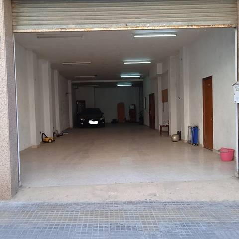 Local comercial en Venta en Carrer Tres en Bonavista