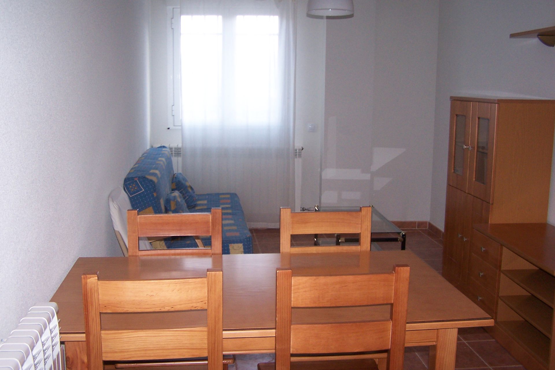 Habitación de Piso de alquiler en Villares de la Reina con Calefacción, Amueblado y Horno