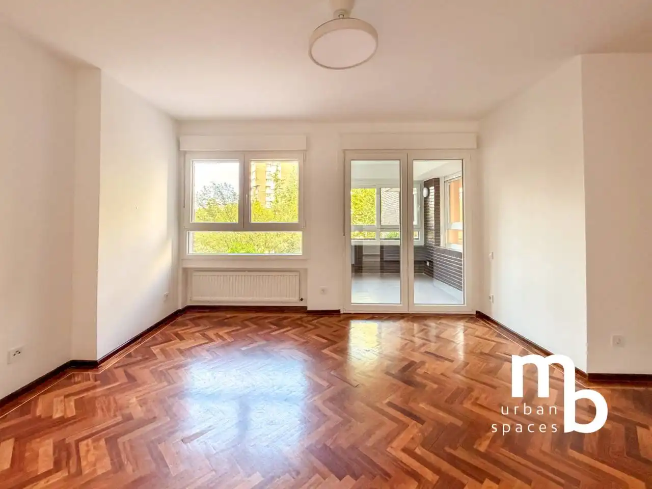 Living room of Flat for rent in Fuencarral - El Pardo