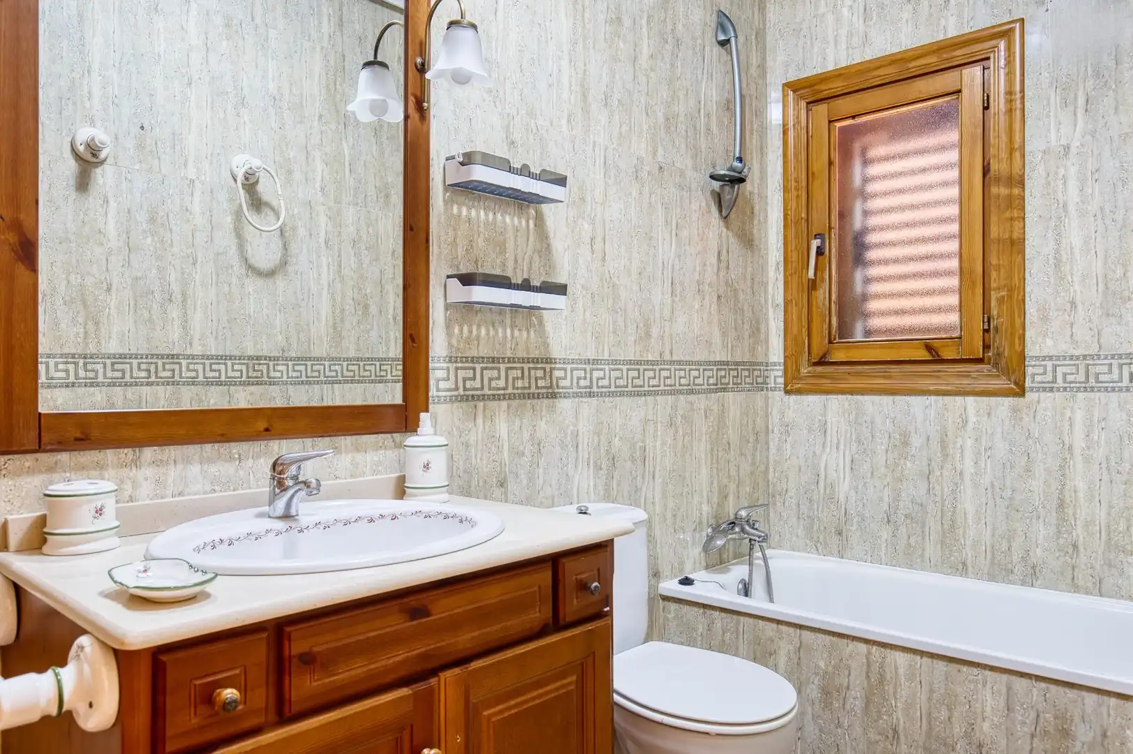 Baño de Casa o chalet en venta en Torrevieja con Aire acondicionado, Calefacción y Terraza