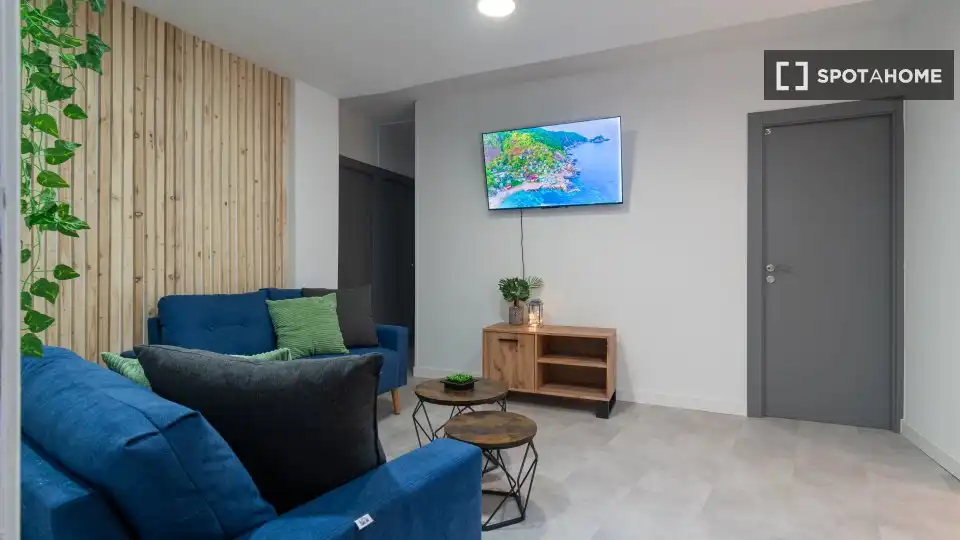 Room in Trafalgar