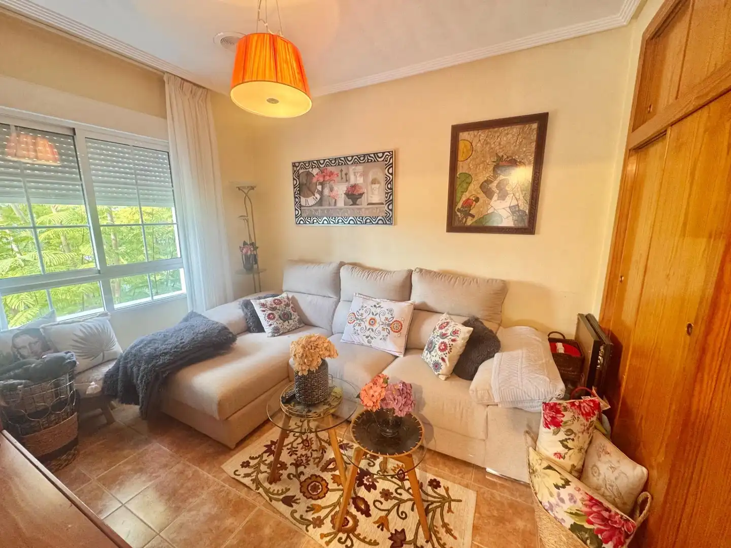 Sala d'estar de Casa o xalet en venda en Orihuela amb Aire condicionat, Calefacció i Terrassa