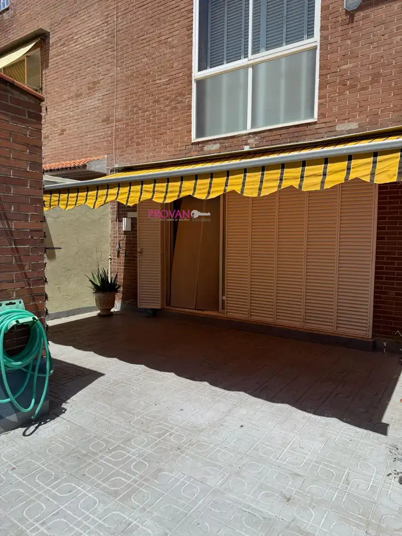 Terrassa de Casa adosada en venda en Torrejón de Ardoz amb Aire condicionat, Calefacció i Terrassa