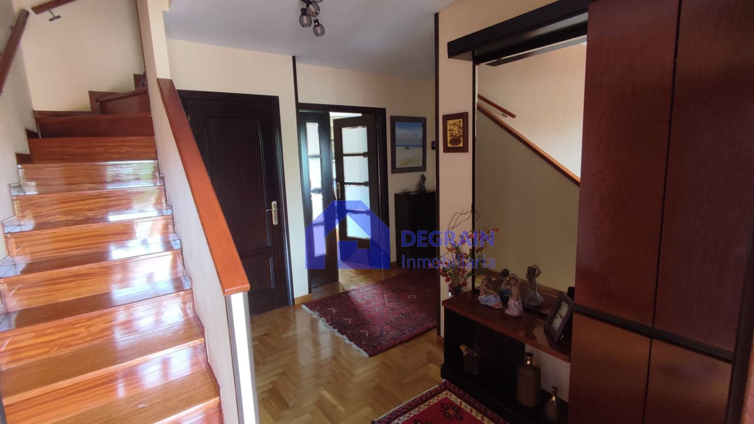 Single-family semi-detached for sale in Oviedo   with Heating, Private garden and Parquet flooring