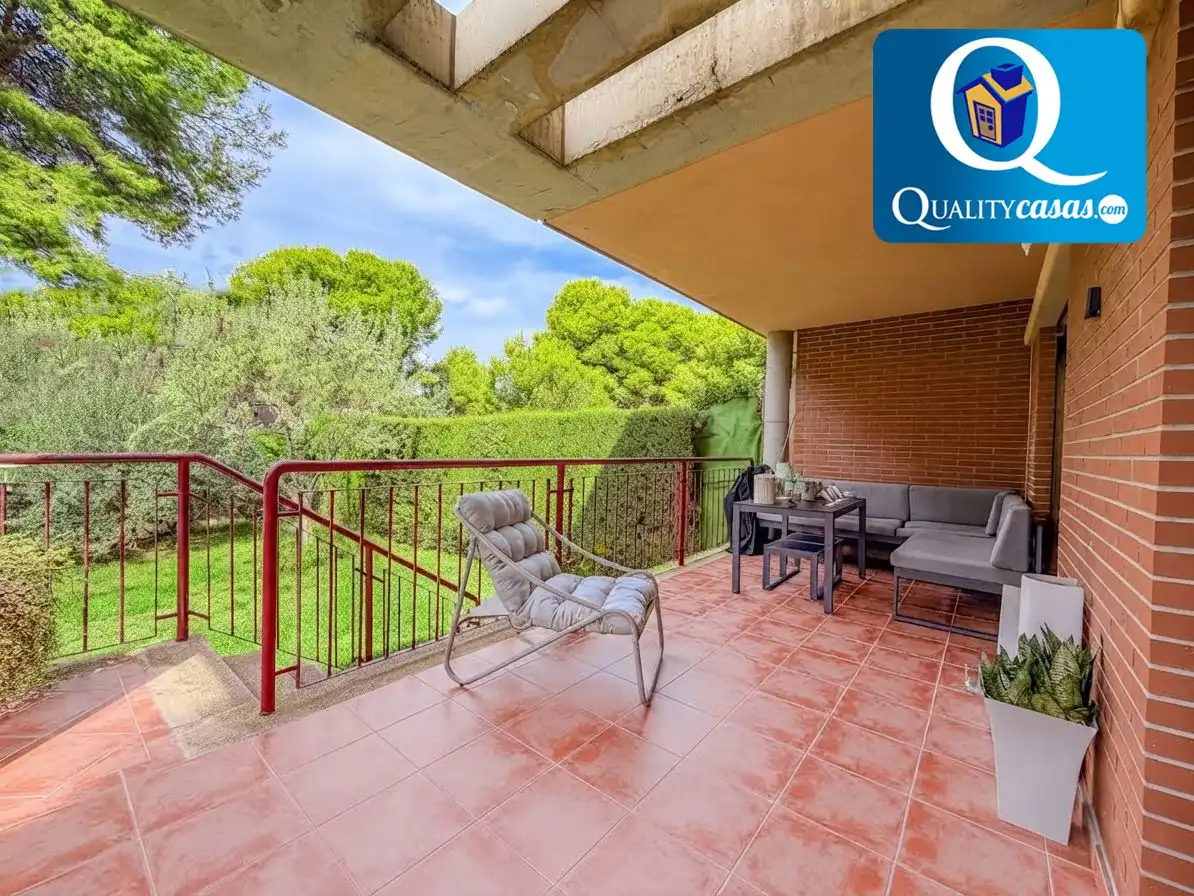 Bungalow with pool for sale in Almajada - Ravel