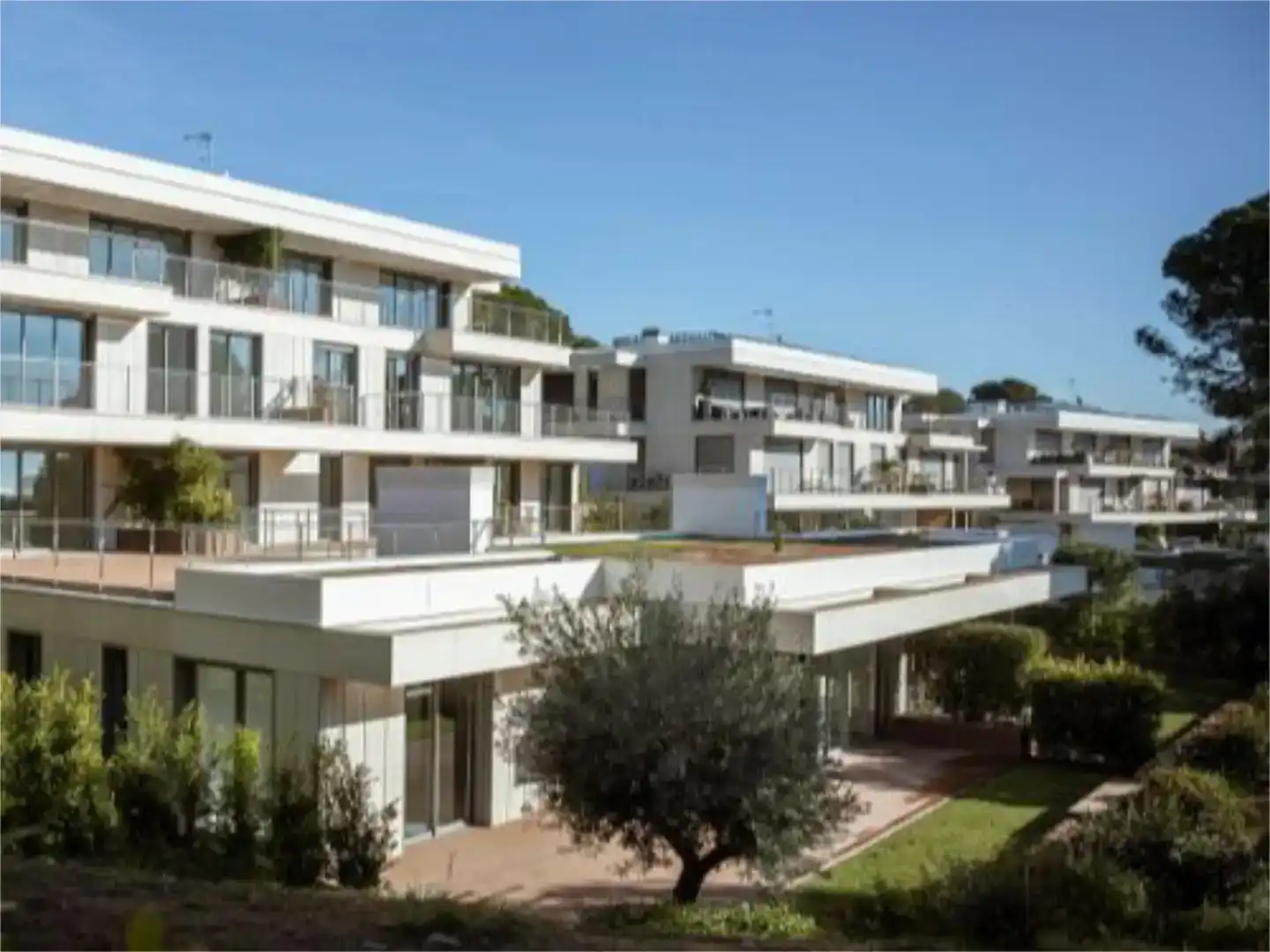 Außenansicht von Wohnung zur Miete in Salou mit Klimaanlage, Schwimmbad und Balkon