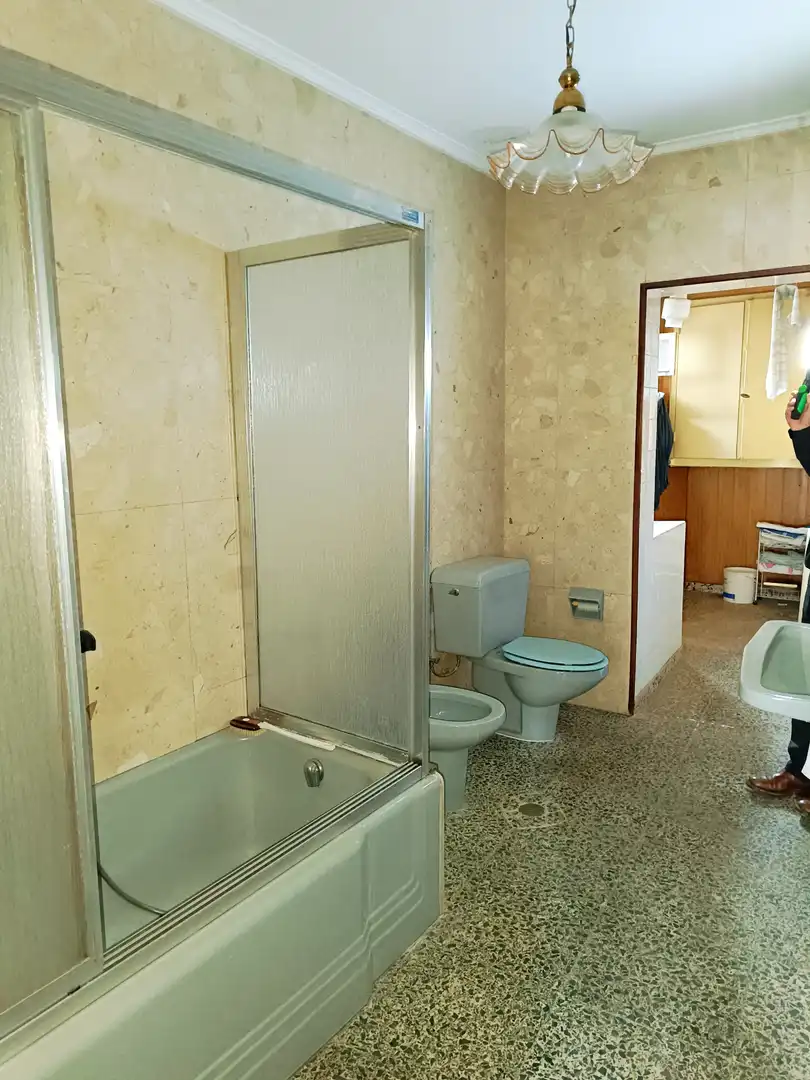 Bathroom of Flat for sale in Barruelo de Santullán  with Parquet flooring, Terrace and Furnished
