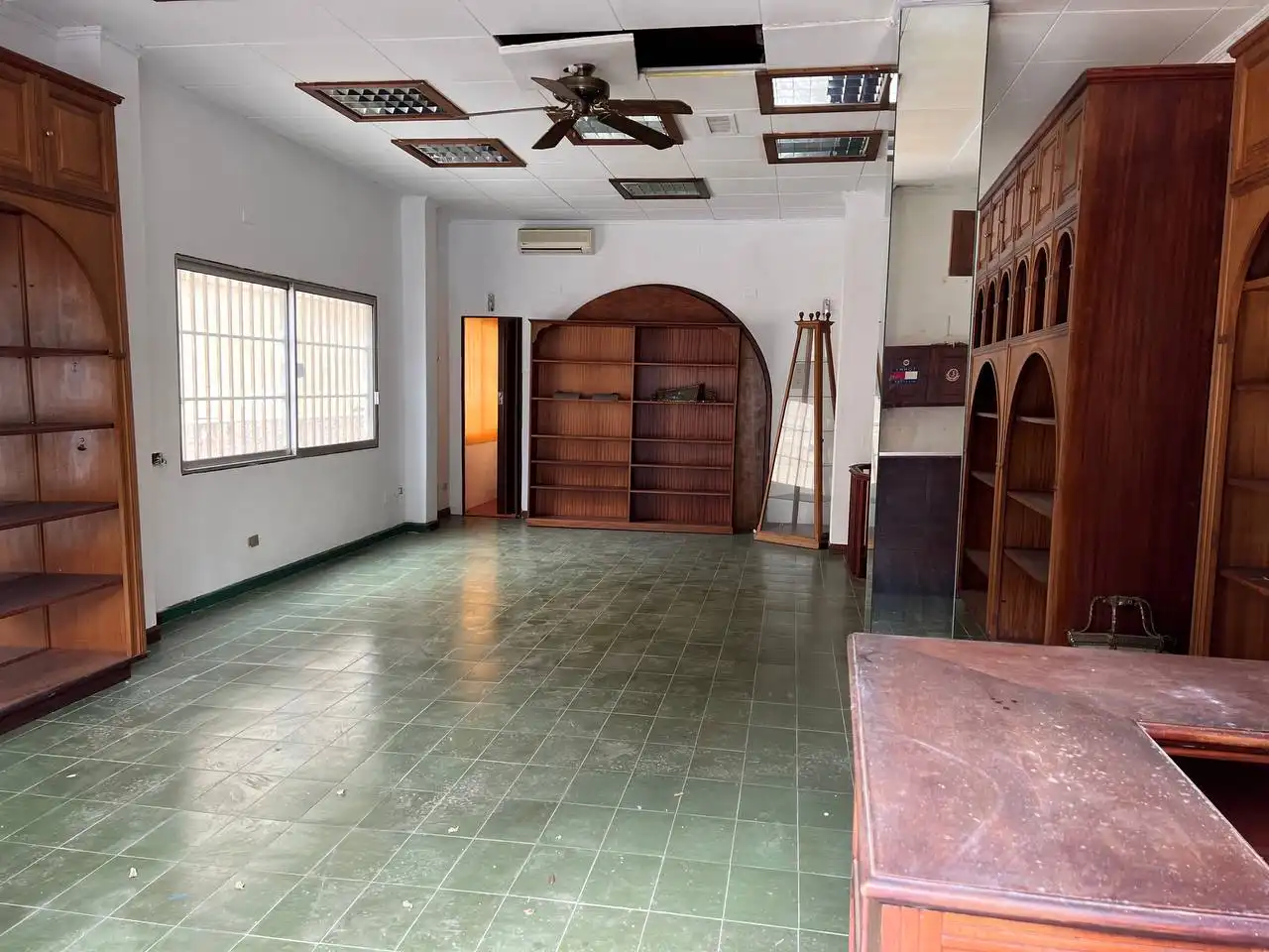 Local comercial en venda a La Salud - La Salle, imagen 4