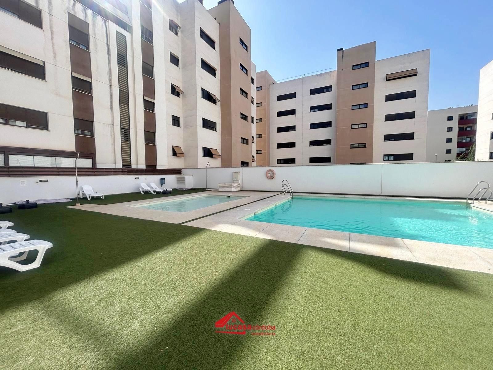 Piscina de Pis en venda en  Córdoba Capital amb Aire condicionat, Parquet i Terrassa