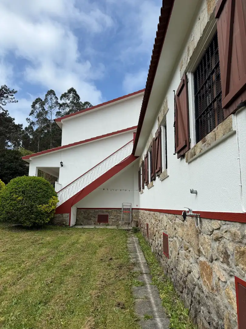 Vista exterior de Casa o chalet en venta en Muxía con Calefacción y Jardín privado