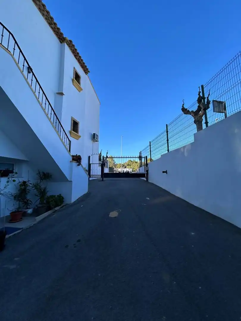 Vista exterior de Casa adosada en venta en Pilar de la Horadada con Calefacción, Terraza y Trastero