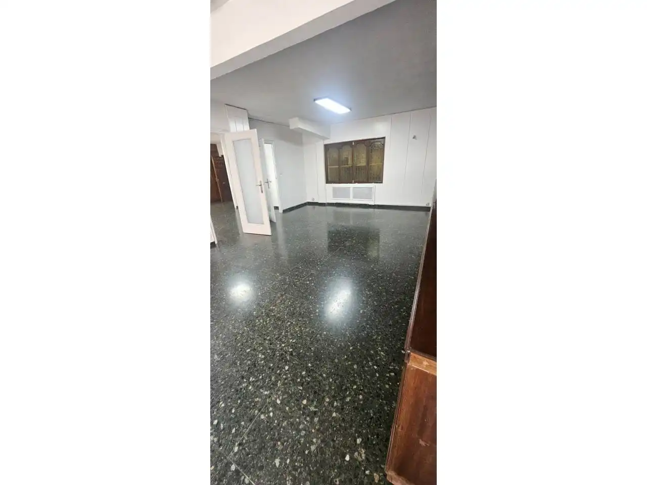 Oficina de alquiler en León Capital  con Calefacción