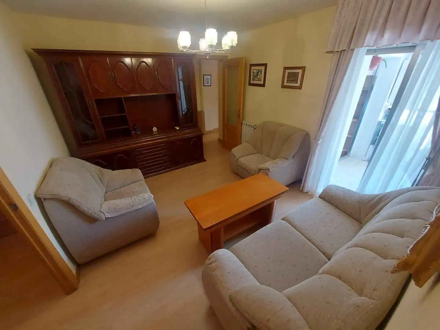 Sala de estar de Piso en venta en Madrid con Calefacción, Terraza y Amueblado