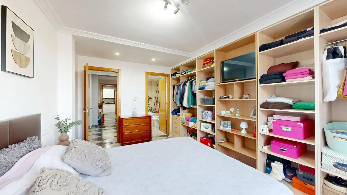 Schlafzimmer von Dachboden zum Verkauf in Foios mit Klimaanlage, Heizung und Terrasse