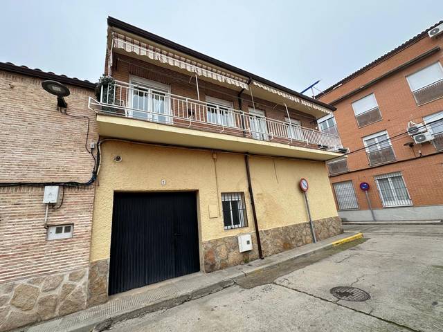 Casa-chalet en Venta en Patrocinio - Nueva Talavera
