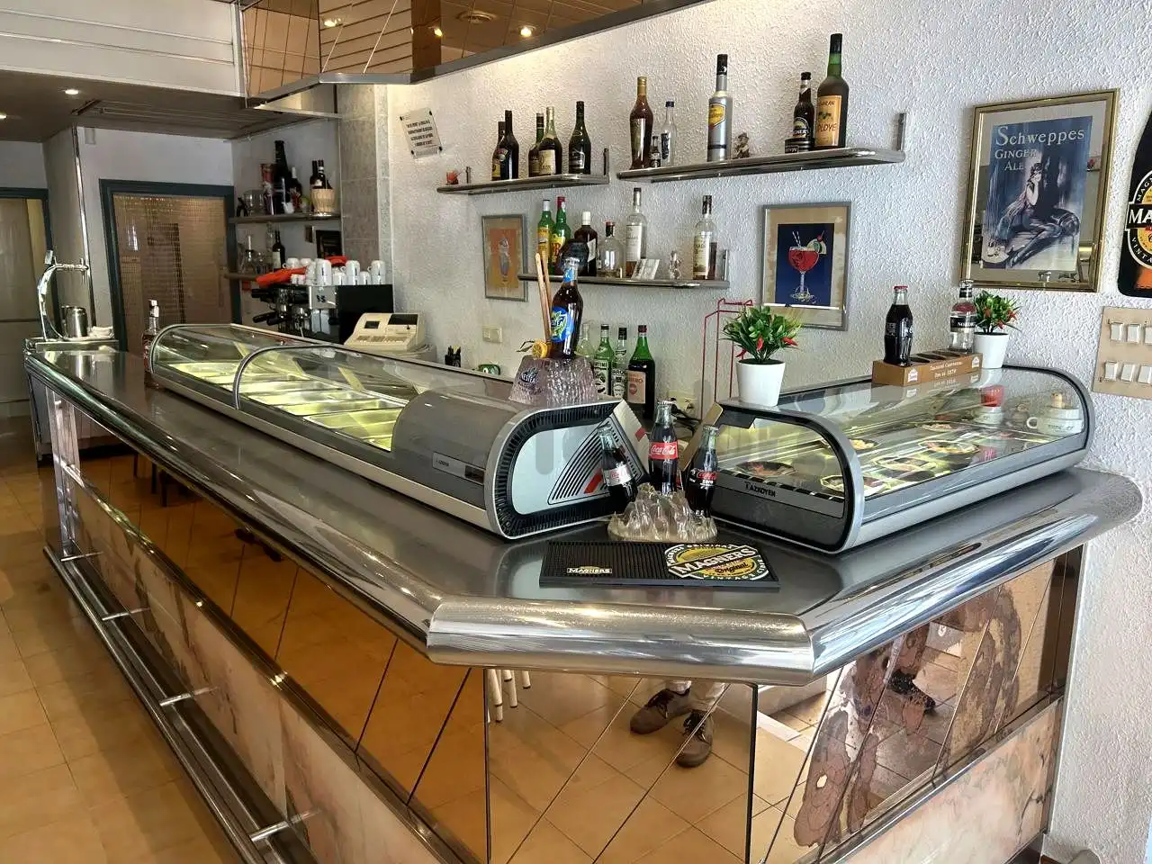 Business premises for sale in De Les Corts Catalanes, imagen 42