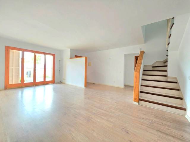 Casa adosada en Venta en Carrer Carrer Florida en Son Serra - Sa Vileta