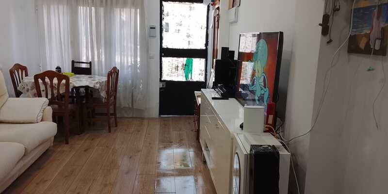 Sala d'estar de Pis en venda en  Madrid Capital