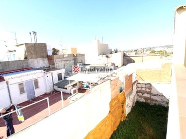Terrenys i solars en venda a Carrer de València 29