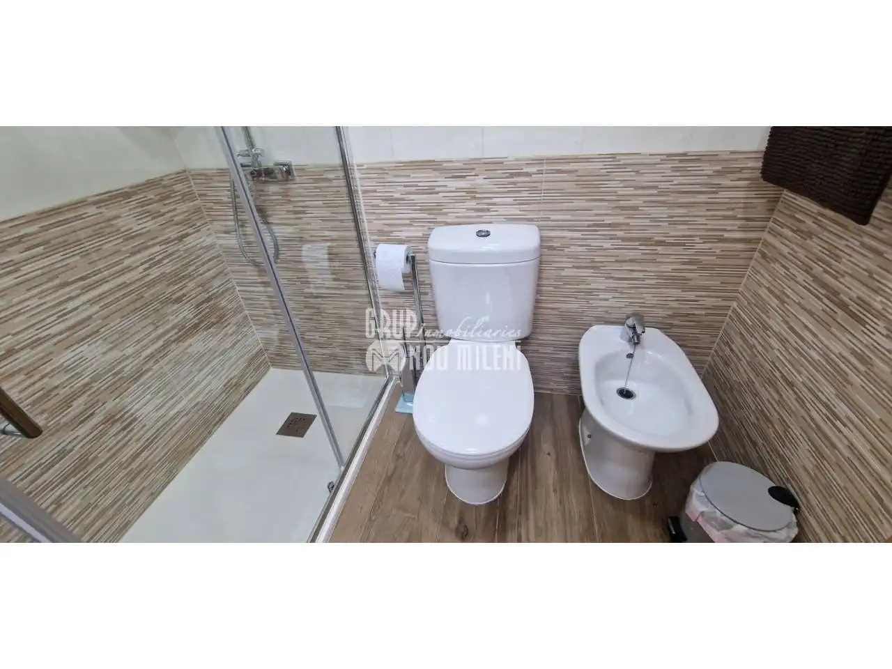 Bathroom of Houses for sale in Picassent  with Air Conditioner, Private garden and Terrace