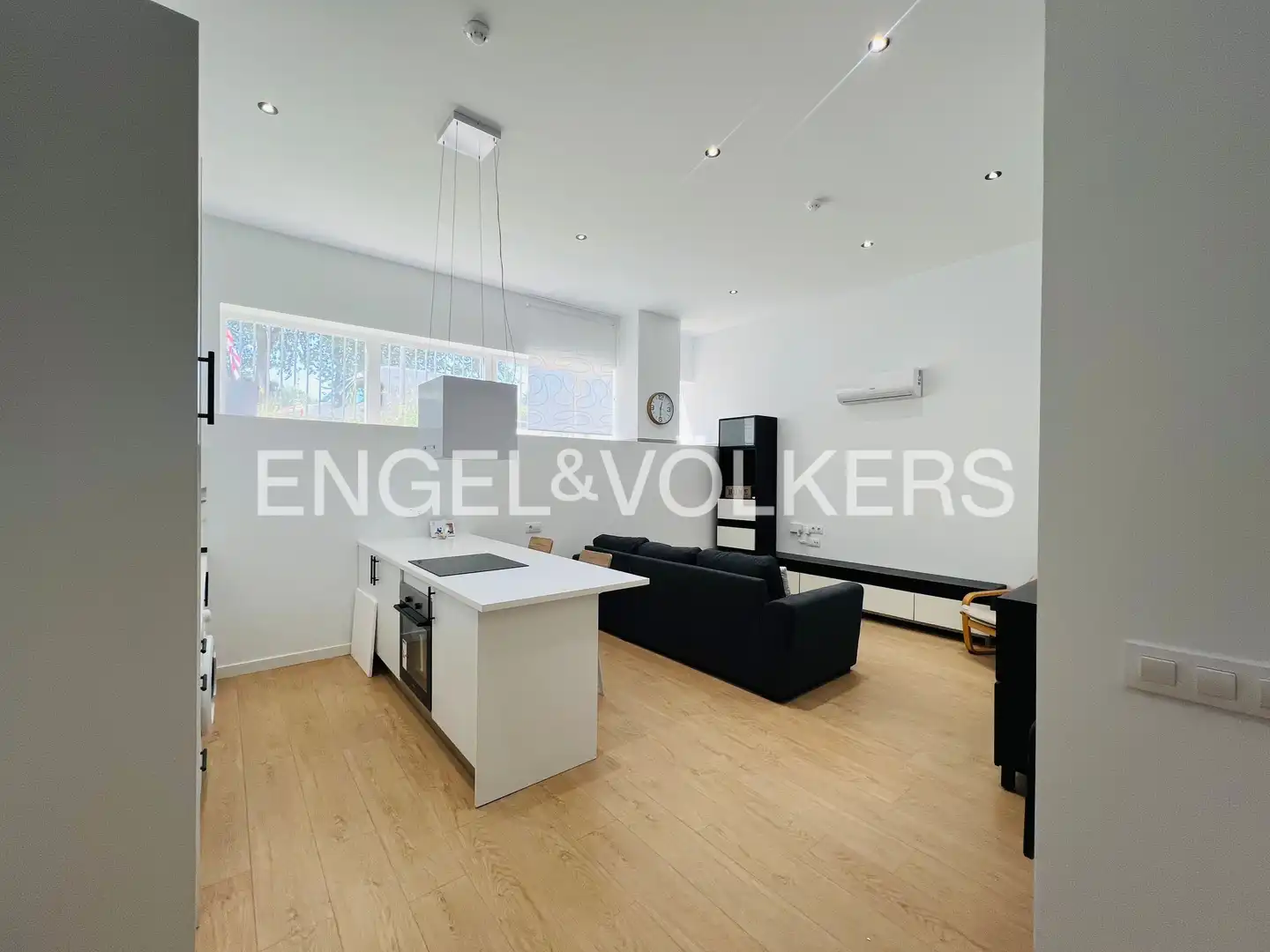 Living room of Lofts for rent in San Sebastián de los Reyes  with Air Conditioner and Heating