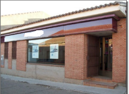 Vista exterior de Local en venda en Santovenia