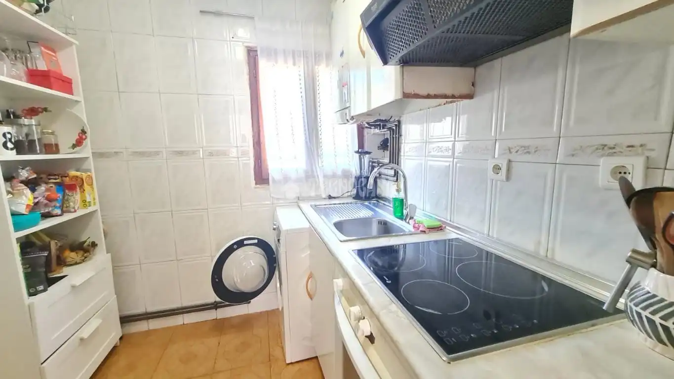 Kitchen of Flat for sale in Zaragoza  with Heating and Parquet flooring