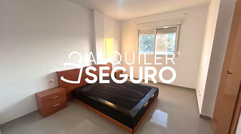 Foto 3 de Casa o chalet de alquiler en Dr. Miguel Servet, Domeño, Valencia