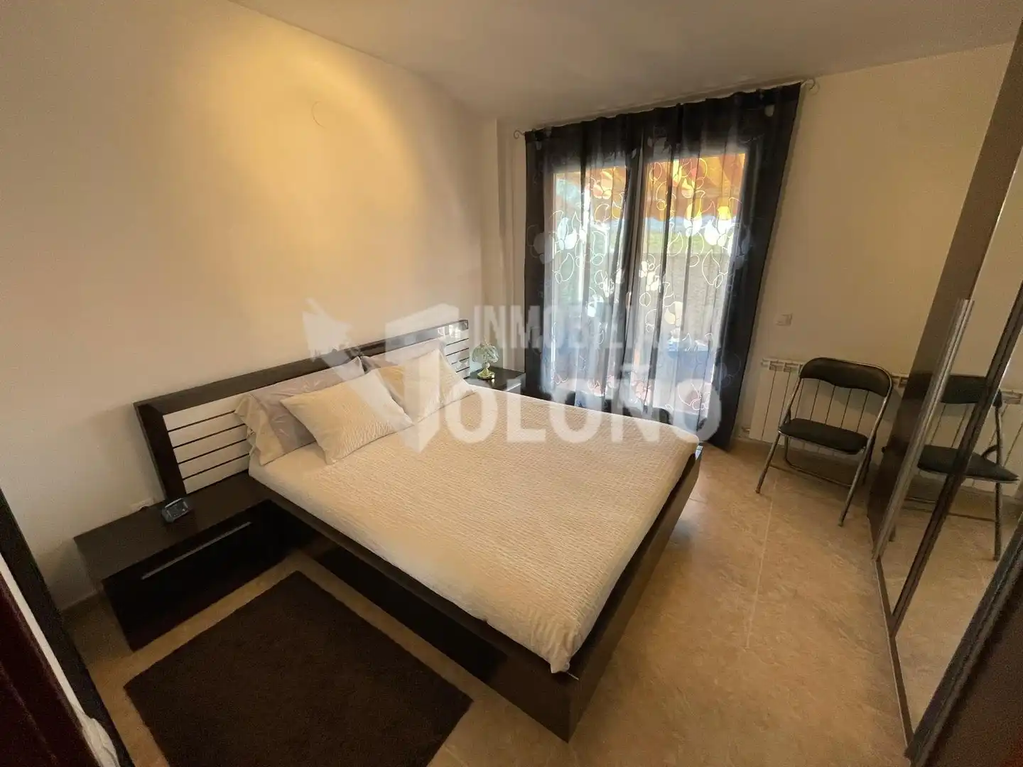 Habitación de Dúplex en venta en Castañares de Rioja con Calefacción, Parquet y Terraza