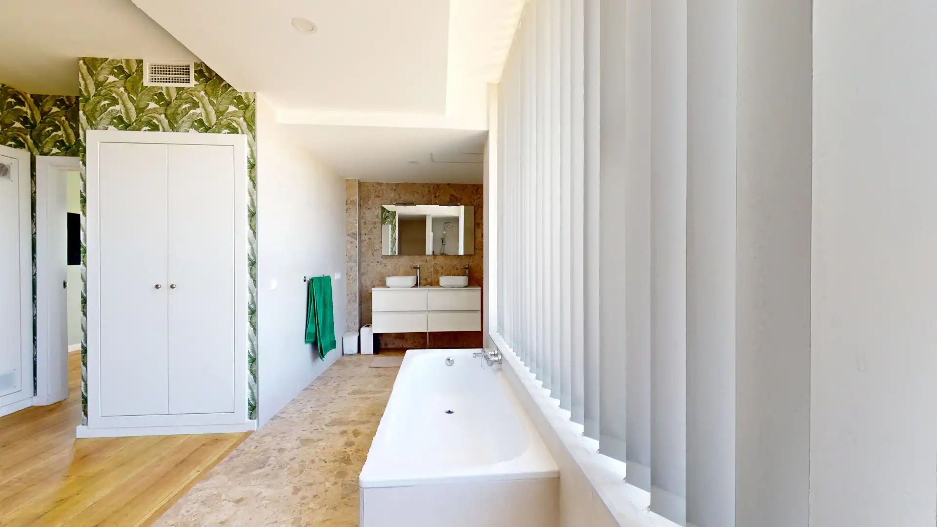 Detached house with pool for sale in Carrer de Henry Ferdinand Lavanchy, imagen 27