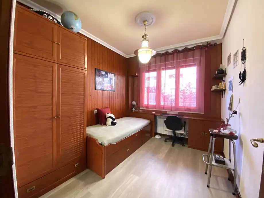 Bedroom of Flat for sale in Vitoria - Gasteiz  with Heating, Terrace and Storage room