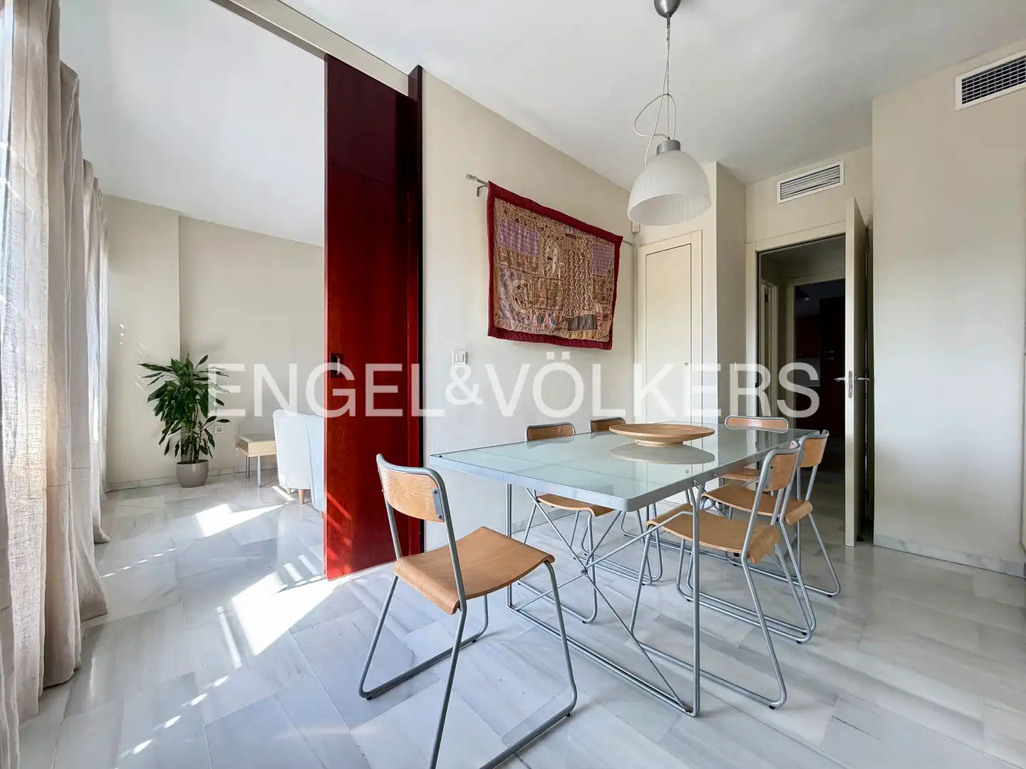 Dining room of Flat for rent in Sevilla  with Air Conditioner, Heating and Storage room