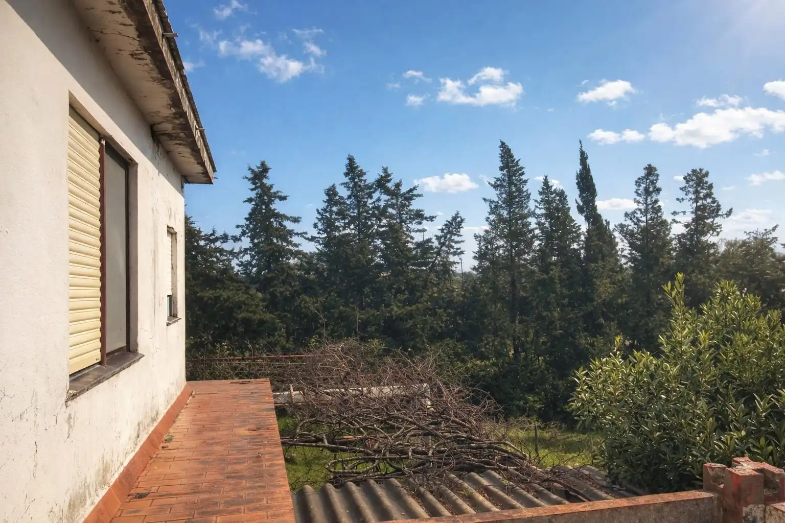 Exterior view of Country homes for sale in Chiclana de la Frontera
