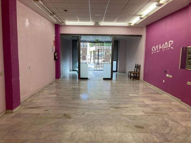 Local comercial en Alquiler en Maestro Carrascosa - Banda de Música