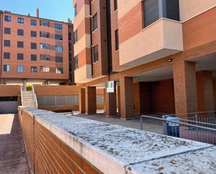 Vista exterior de Traster de lloguer en Zamora Capital 