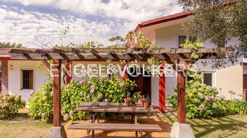 Casa de lujo con vistas espectaculares al mar y piscina en Gorliz