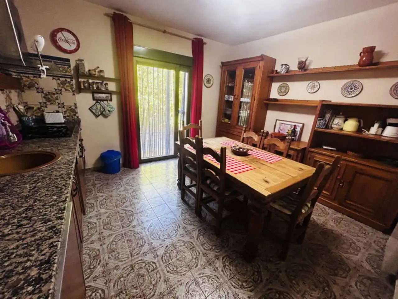Menjador de Casa o xalet en venda en Almuñécar amb Jardí privat i Terrassa