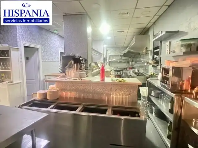 Cuina de Local en venda en Cádiz amb Aire condicionat