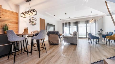 Foto 4 de Casa adosada en venda a Calle Ruperto Chapi, Peligros, Granada