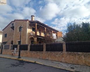 Exterior view of House or chalet for sale in Palazuelos de Eresma  with Heating, Private garden and Terrace