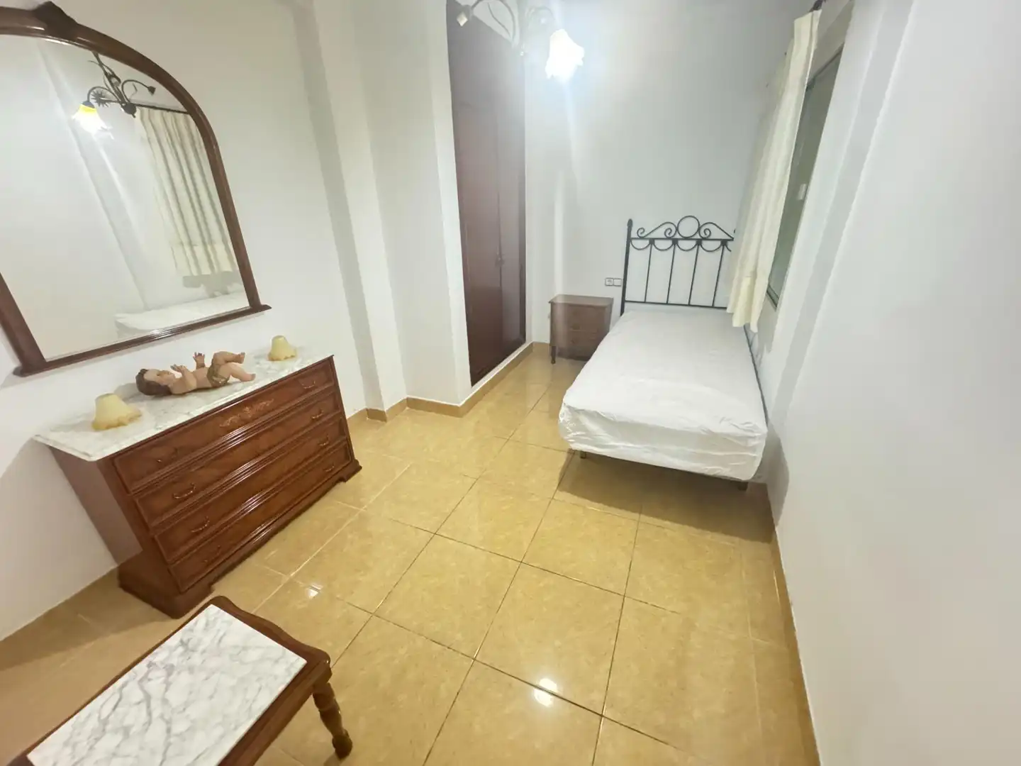 Schlafzimmer von Wohnung zum Verkauf in Dos Hermanas mit Klimaanlage