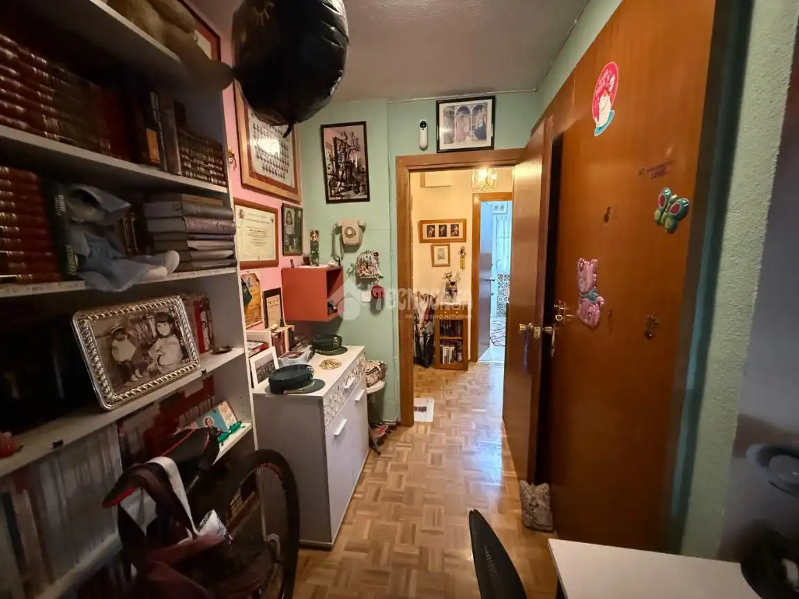 Flat for sale in Madrid  with Heating, Parquet flooring and Storage room