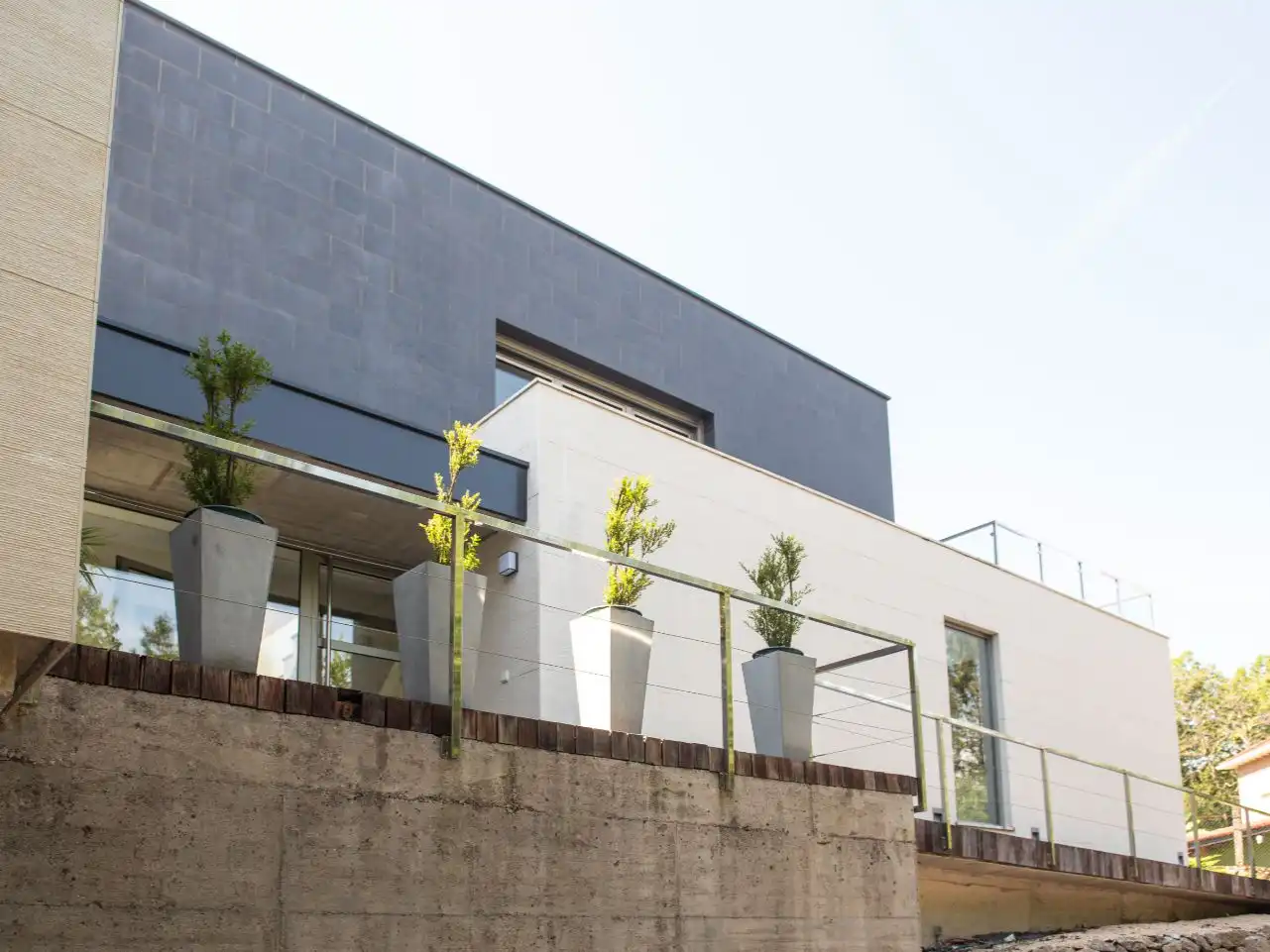 Vista exterior de Casa o chalet en venta en Riotuerto con Terraza y Balcón