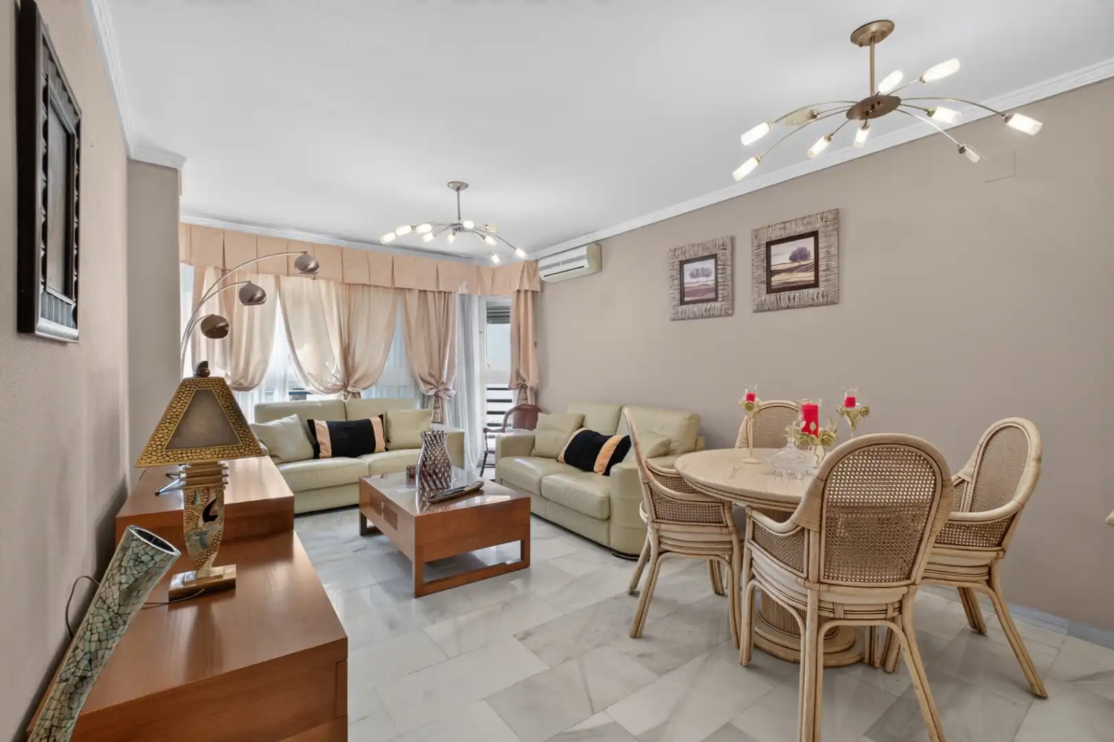 Sala de estar de Piso en venta en Málaga con Aire acondicionado