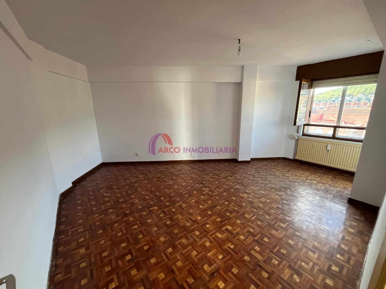 Living room of Flat for sale in Burgos Capital  with Heating and Terrace